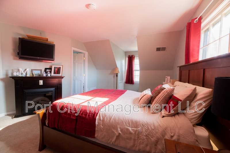 Columbia Condo: 10902 Swansfield Road