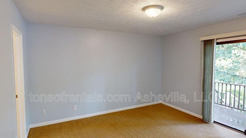 Hendersonville Condo: 1767D Haywood Manor Road