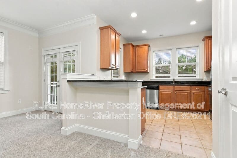 Mt Pleasant House: 1205 Dingle Rd