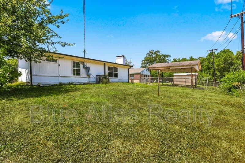 Dallas House: 6008 Golden Gate Drive