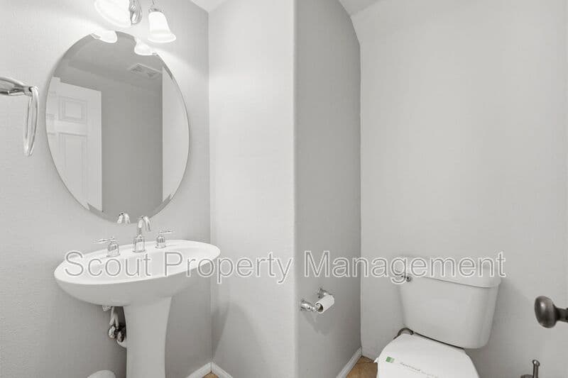 Temecula House: 40099 Annapolis Drive