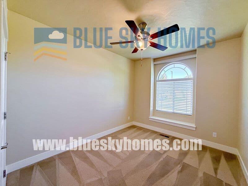 Meridian House: 1405 West Elias Drive