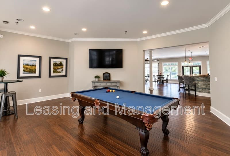 Mount Pleasant Condo: 1807 Basildon Road