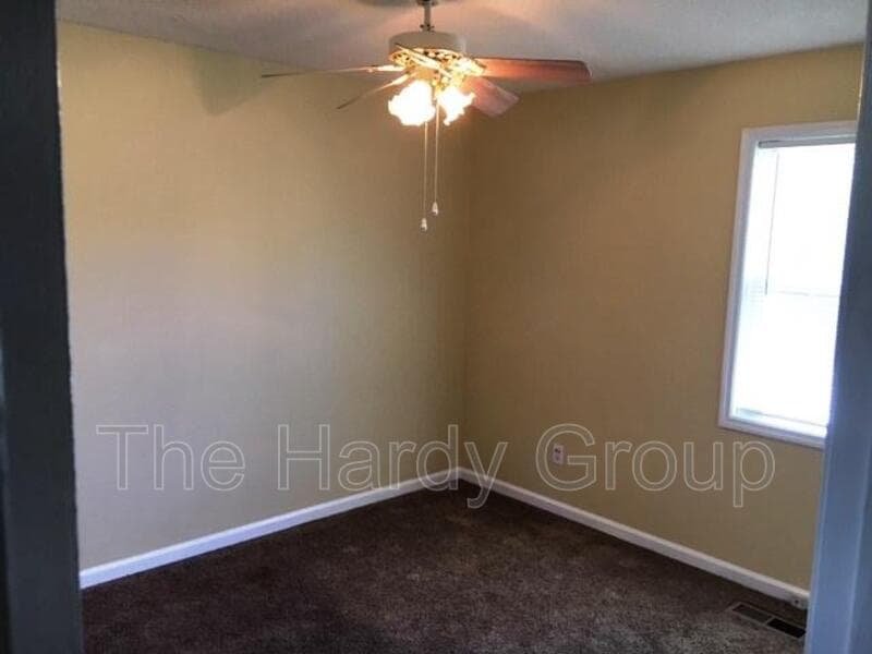 Decherd Condo: 257 Sunshine Circle