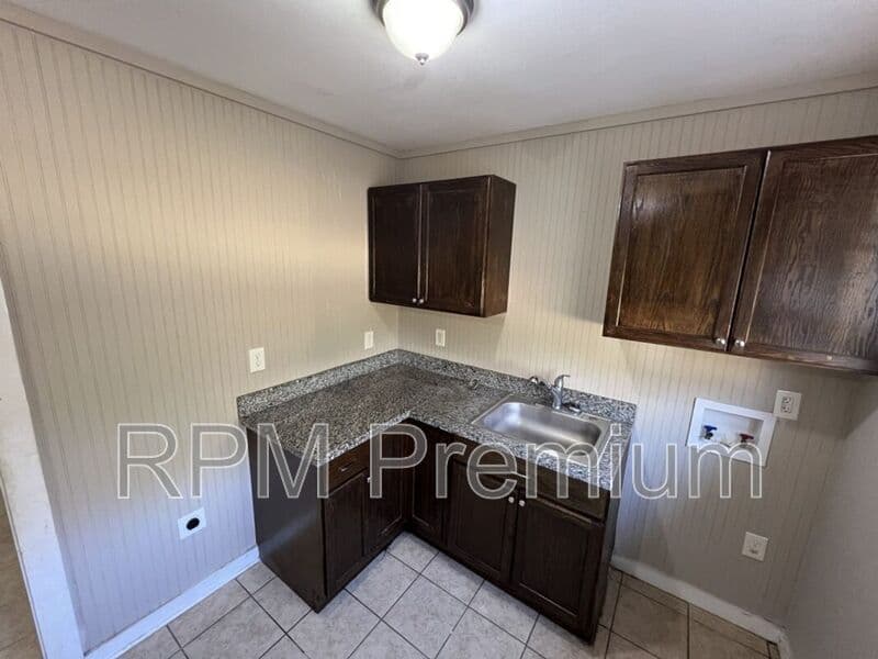 Baton Rouge House: 5863 Denova St