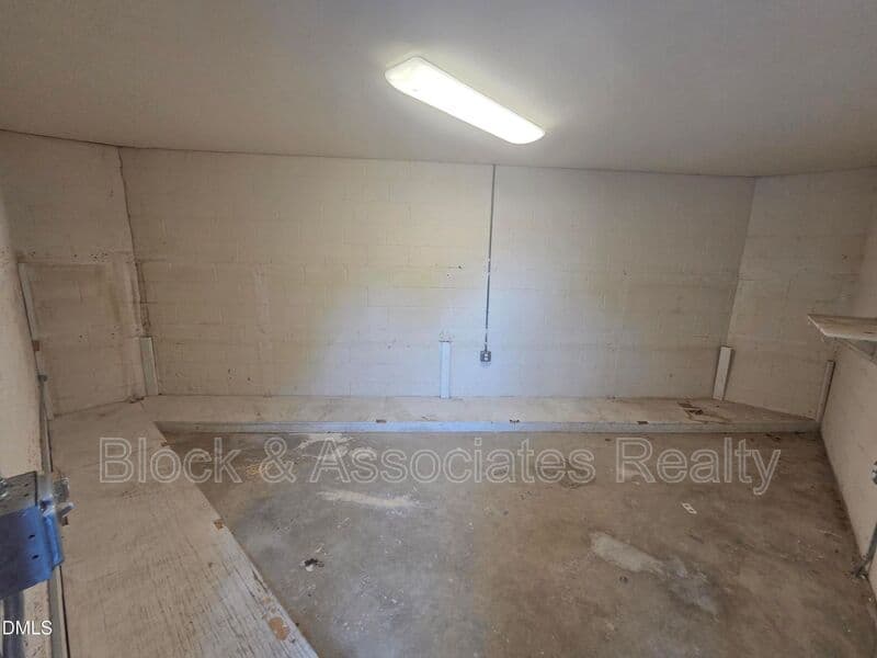 Raleigh Condo: 5104 Hollyridge Drive