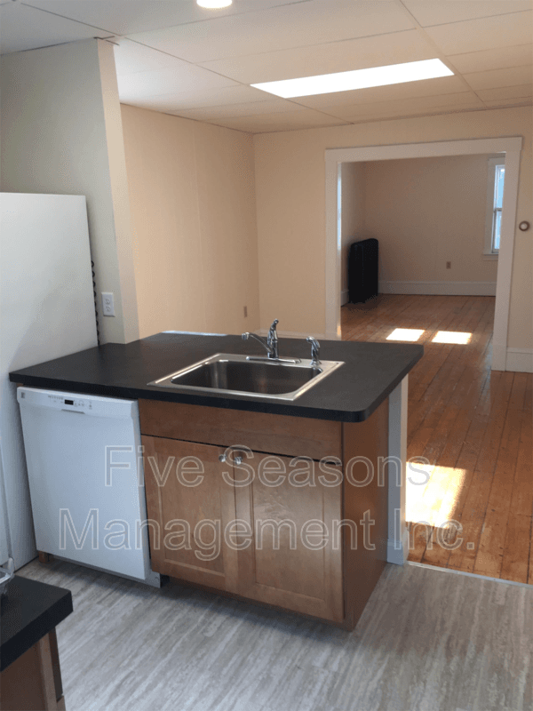 Burlington Condo: 341 Pearl Street - 6