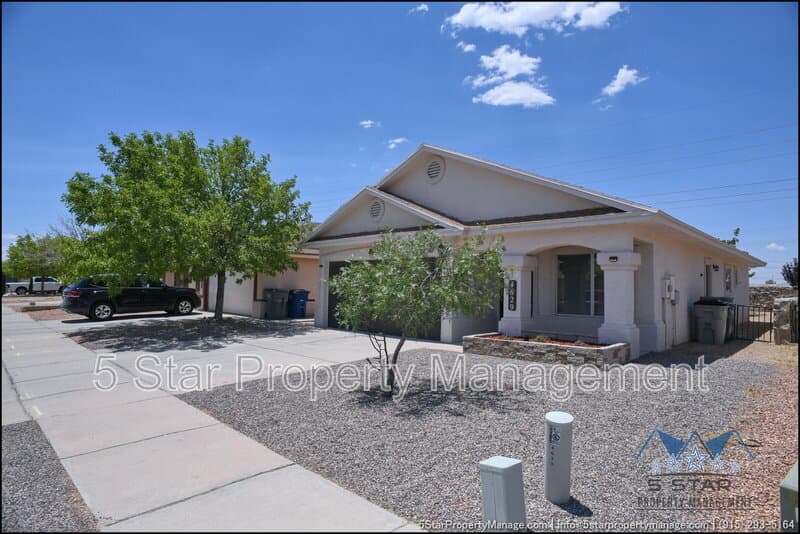El Paso House: 4629 Michael Torres Drive !!