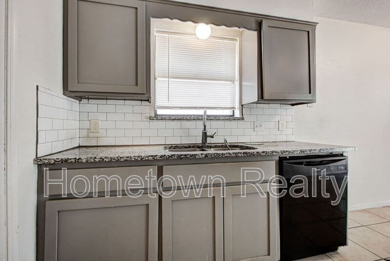 Oklahoma City House: 1109 NE 5th Terrace