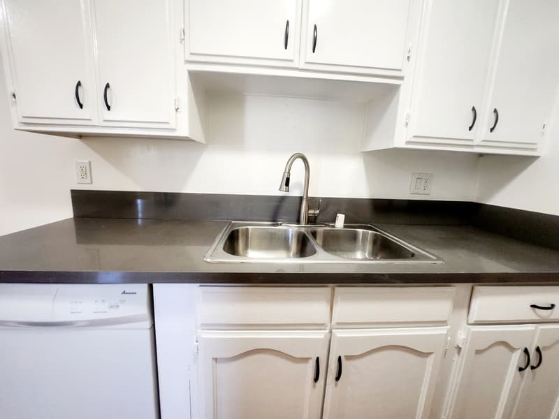 Los Angeles Condo: 425 North Hobart Blvd. - 109