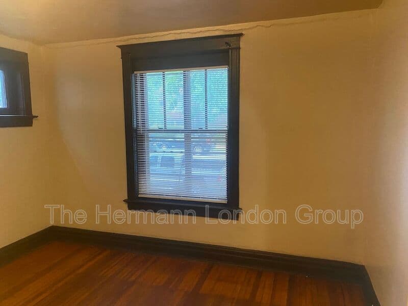 Saint Louis Condo: 2606 Oregon Avenue