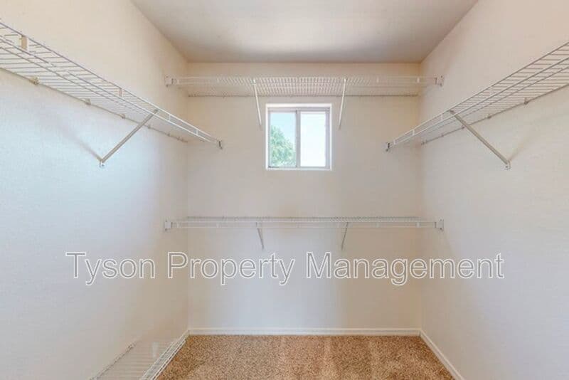 Albuquerque House: 3639 Big Cottonwood CT SW