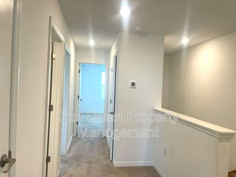 Nokomis House: 5730 Archipelago Street