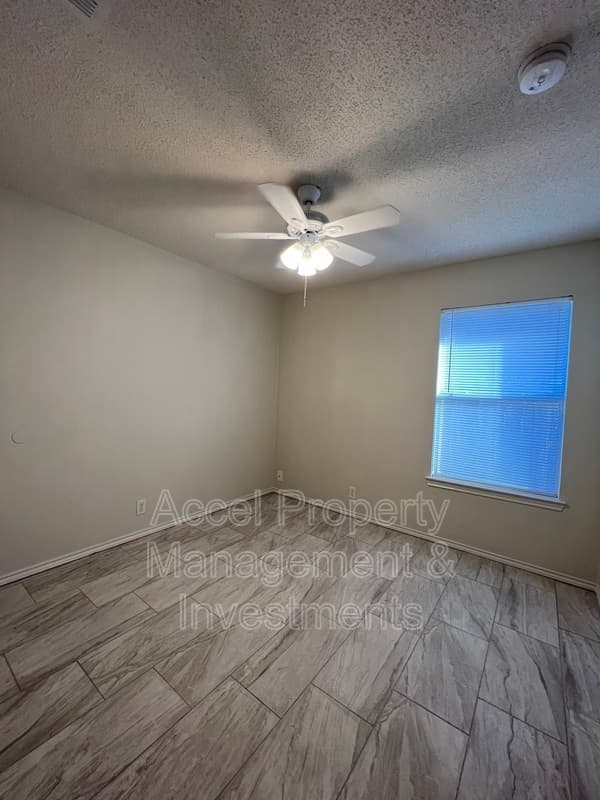McAllen House: 5408 N. 35th St.