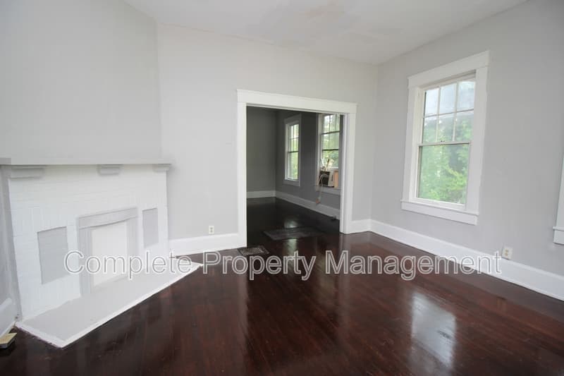 Bessemer House: 1822 Exeter Avenue