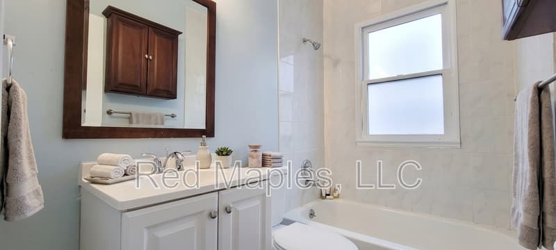 St. Louis House: 1022 Northdale Avenue
