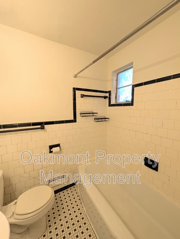 Richmond Condo: 3230 West Grace Street - 2