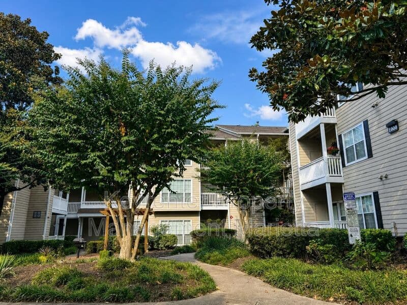 Atlanta House: 1250 Parkwood Cir. SE