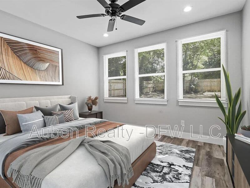 Denison House: 1104 W Elm Street