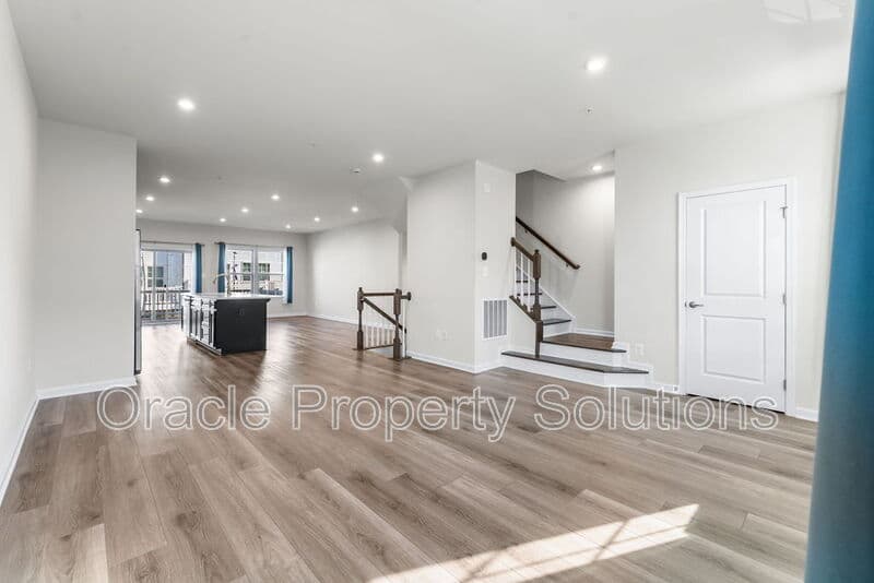 Hanover Townhome: 7850 Brandy Station Road