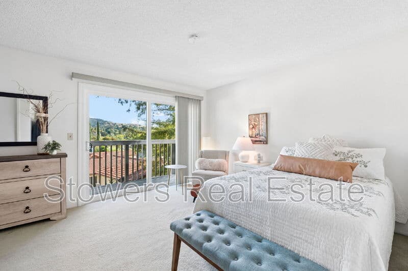 Concord Townhome: 4430 Eagle Peak Rd
