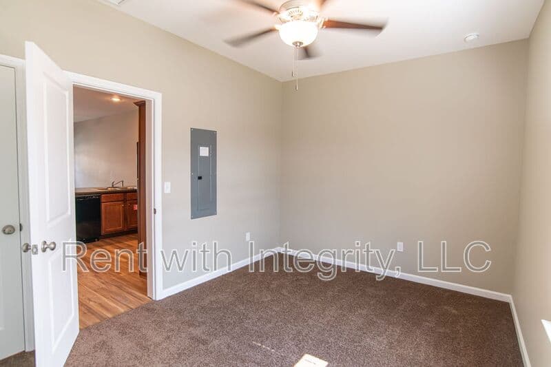 Tallahassee House: 2202 Del Carmel Way