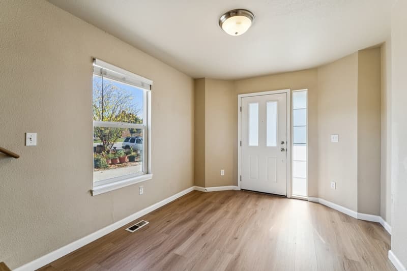 Boise Townhome: 7904 West Colehaven Court