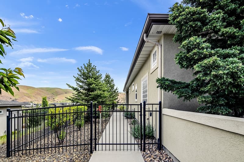 Boise House: 5030 West Parkridge Drive