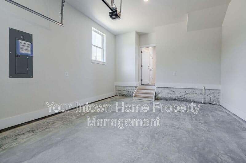Atlanta Townhome: 1132 W. Marietta Street