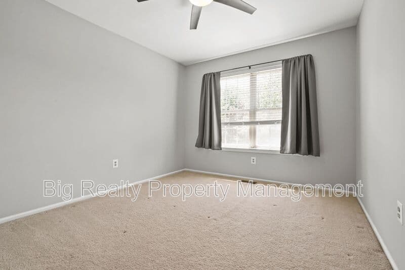 Collegeville House: 114 Harvard Dr