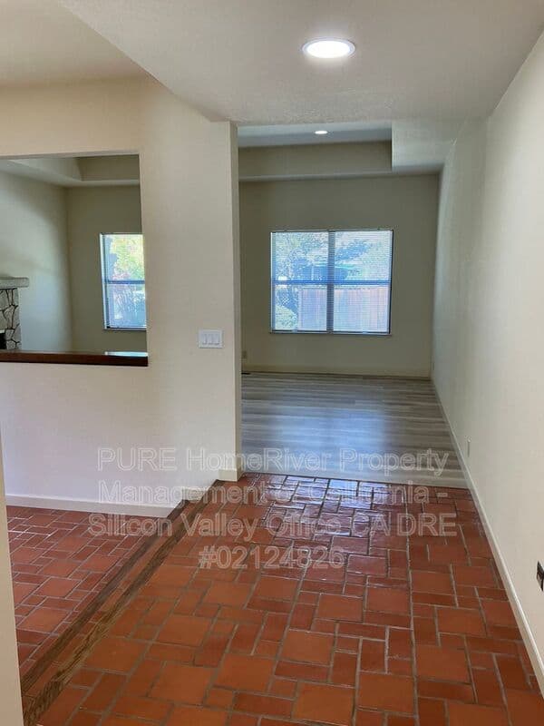 Cupertino House: 10180 Byerly Ct