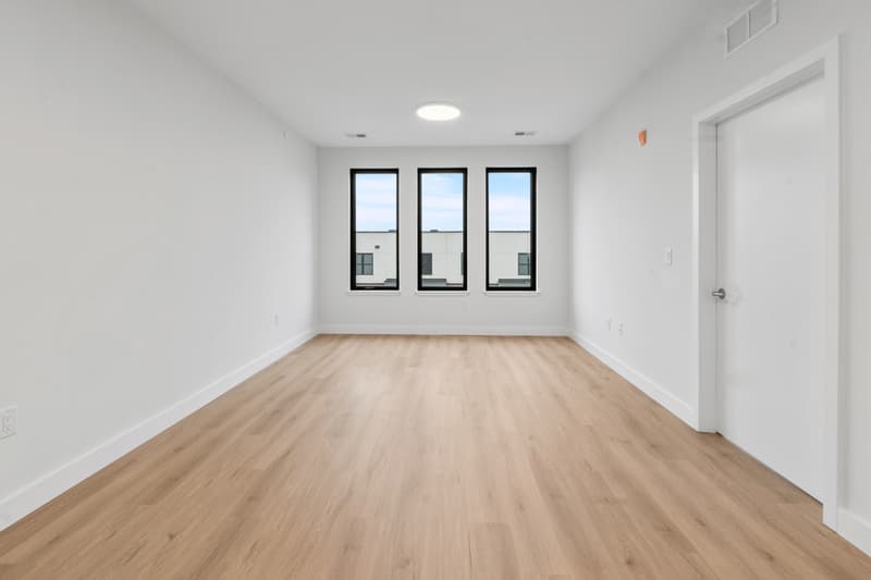 Orange Condo: 407 Highland Avenue - 507