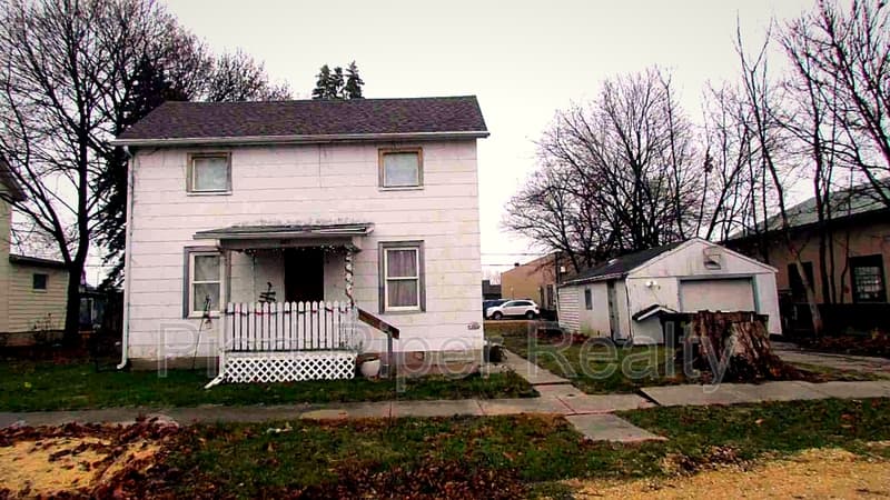 Forreston House: 207 2nd Ave