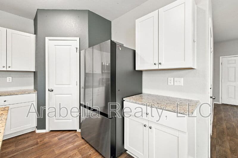 San Antonio House: 3430 Angus Creek