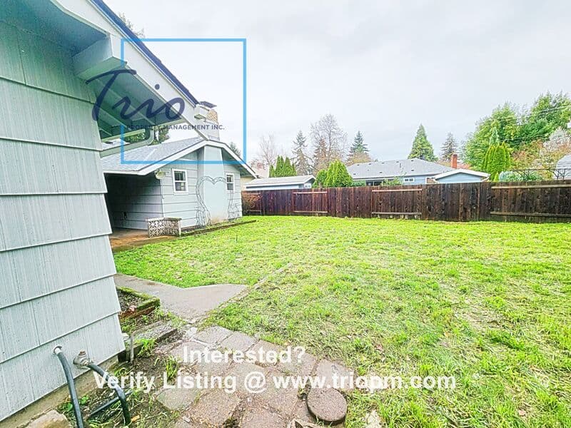 Eugene House: 3285 Harris Street