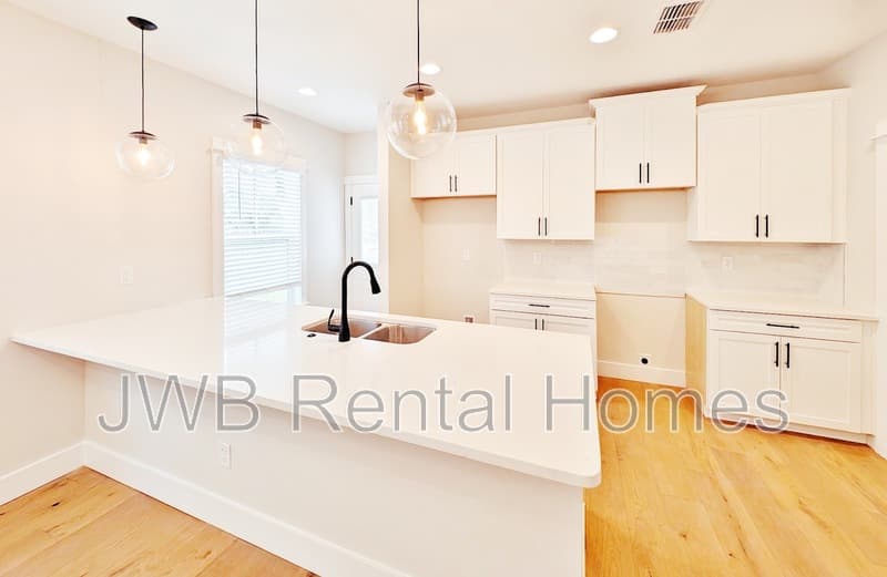 Jacksonville Condo: 1739 Market St