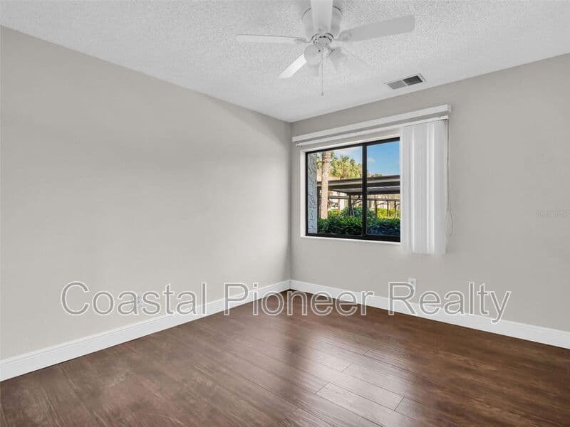 Palm Harbor House: 1801 E Lake Rd