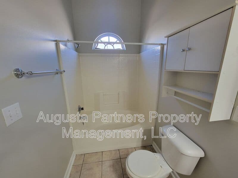 Evans House: 117 Palmer Ct