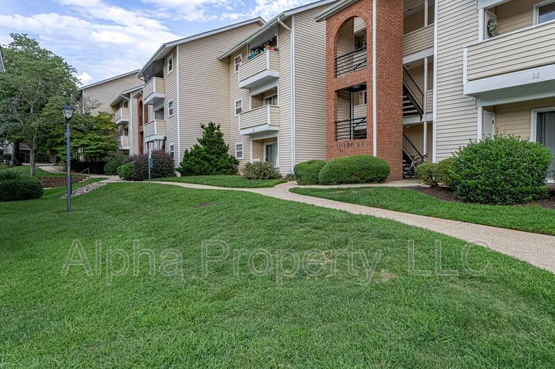 Greenville Condo: 2601 Duncan Chapel Rd