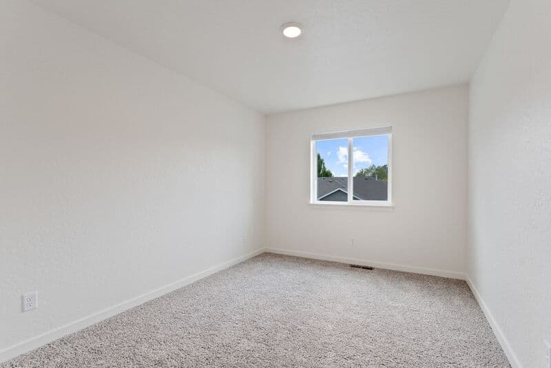 Spokane Valley Condo: 19304 East Sprague Avenue - 1