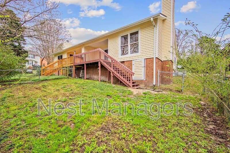 Fayetteville House: 502 Toxaway Court