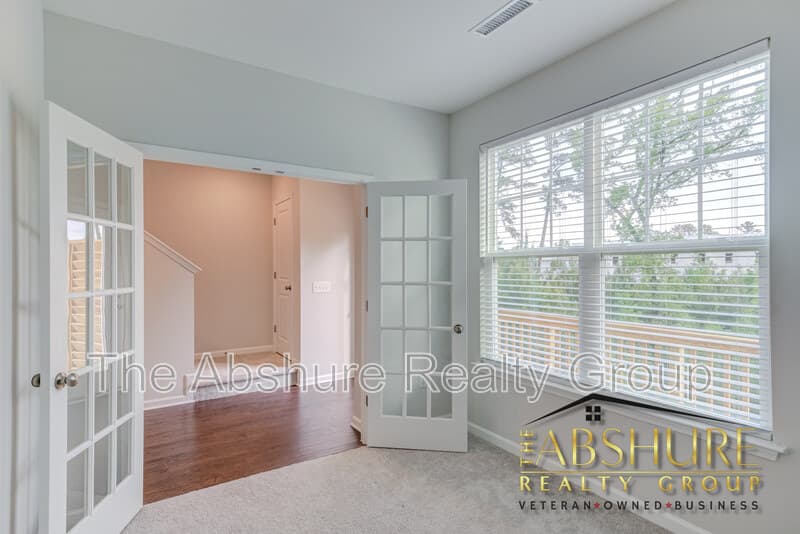 Durham Condo: 1053 Commack Drive