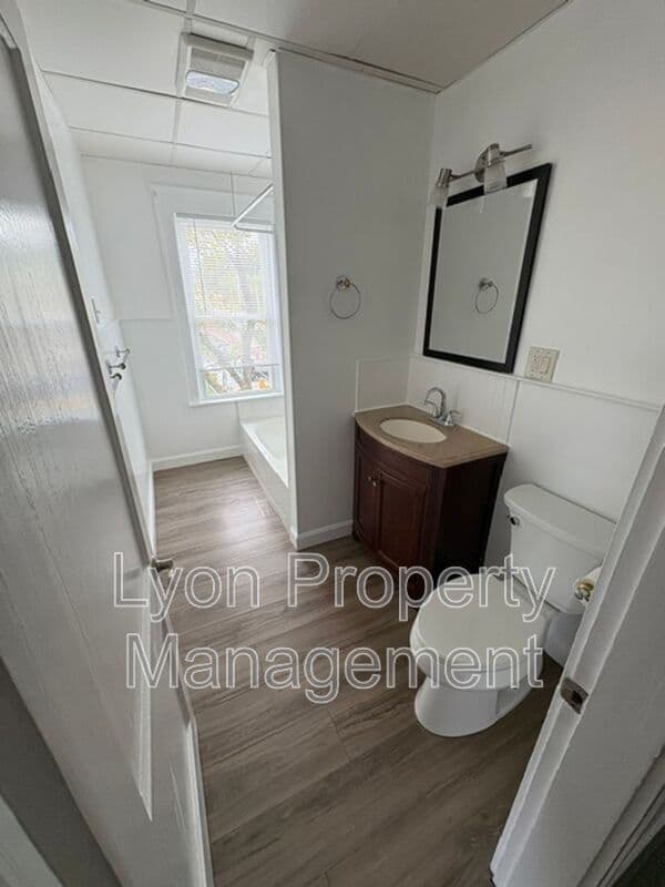 Woonsocket Condo: 352 Manville Rd