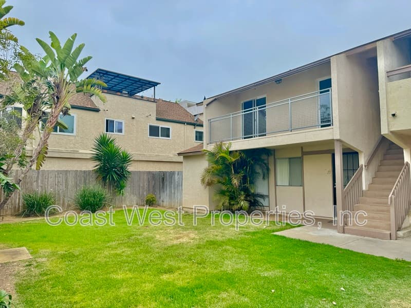 Carlsbad Condo: 342 Juniper Ave