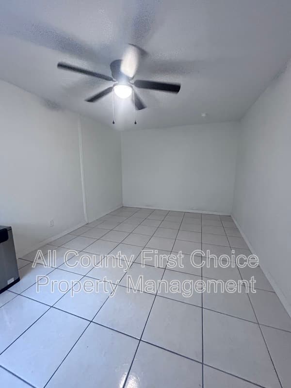 St. Petersburg House: 3928 1st Ave N