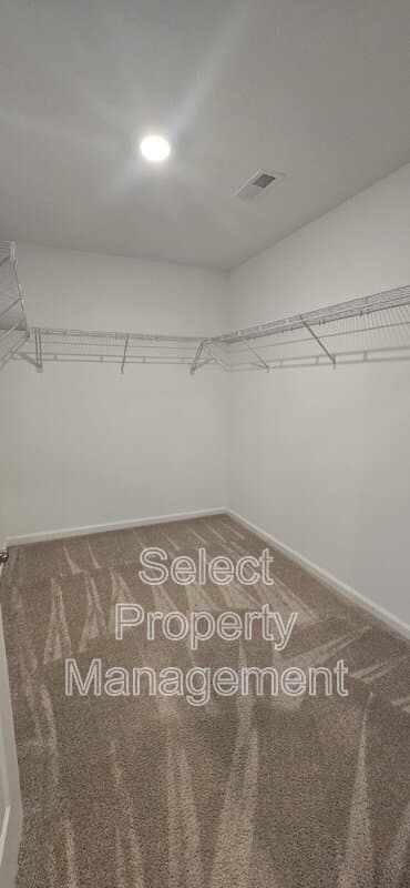 Fort Wayne House: 1396 Livingston Lakes Way