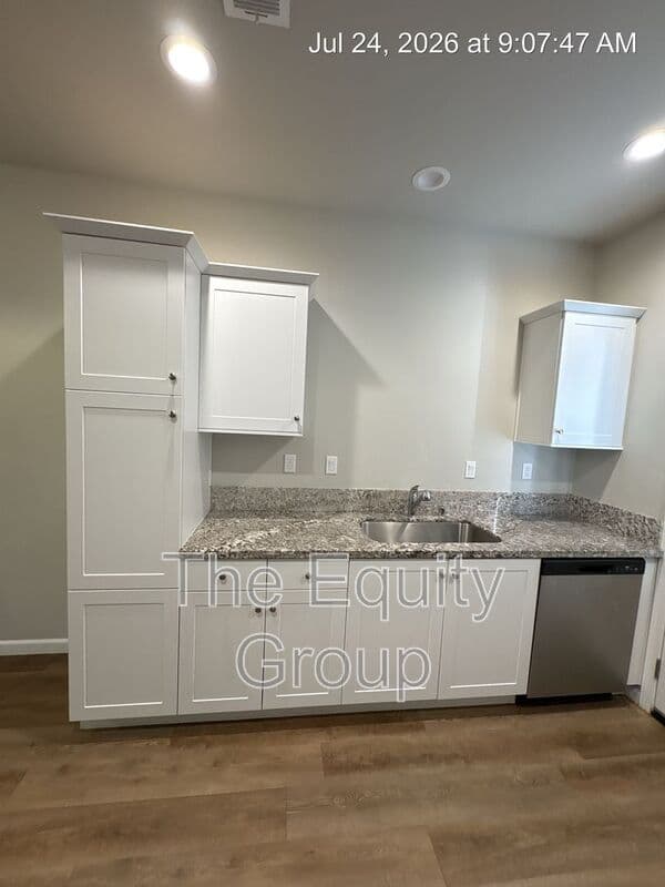 Visalia Condo: 505 S Summit Street