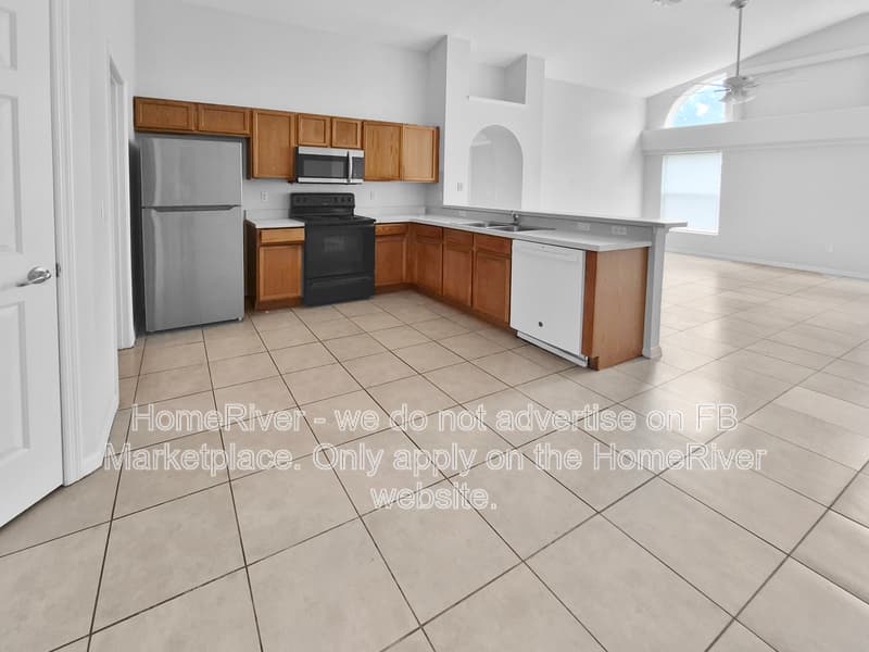 Valrico House: 2549 Siena Way