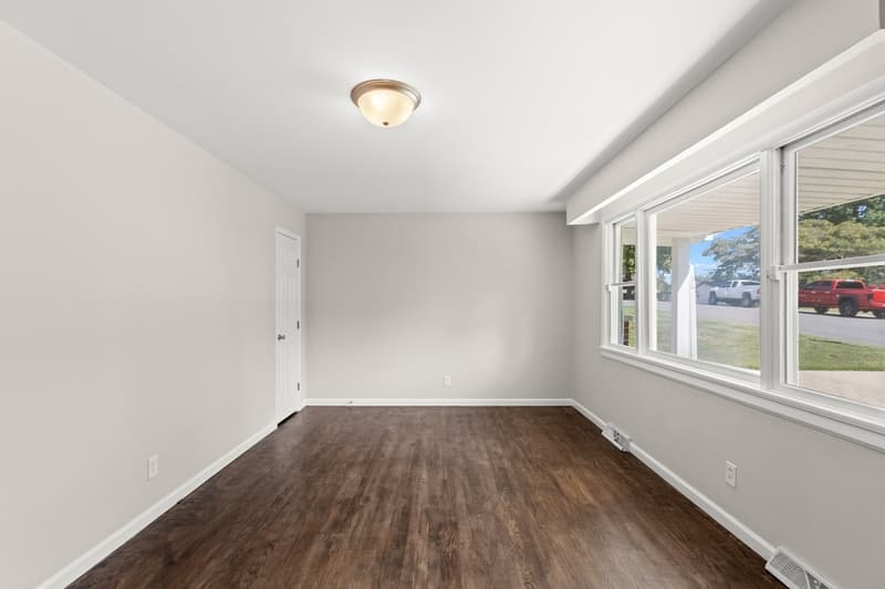 Saint Charles House: 1517 Lincoln Drive