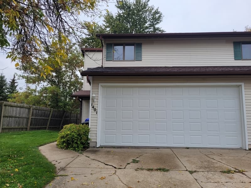 Appleton Condo: 1401-1403 North Birchwood Avenue - 1401